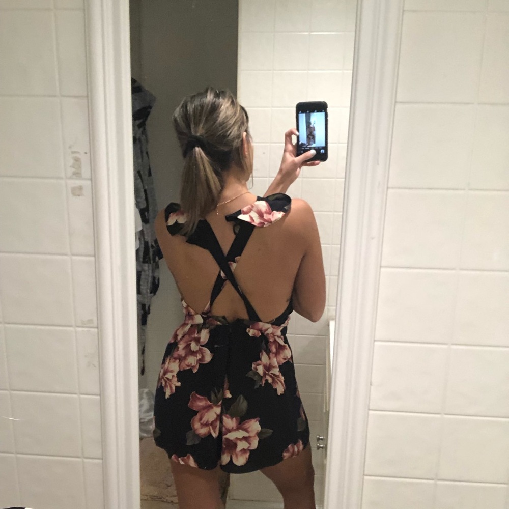 Romper - Picture 2 of 2
